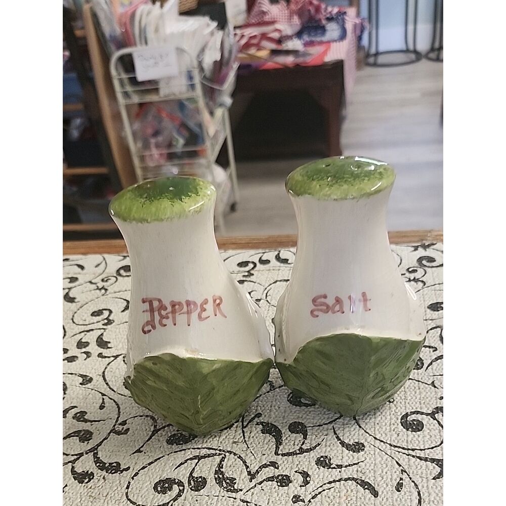 Salt and Pepper Cabbage Leaf Ceramic Shakers